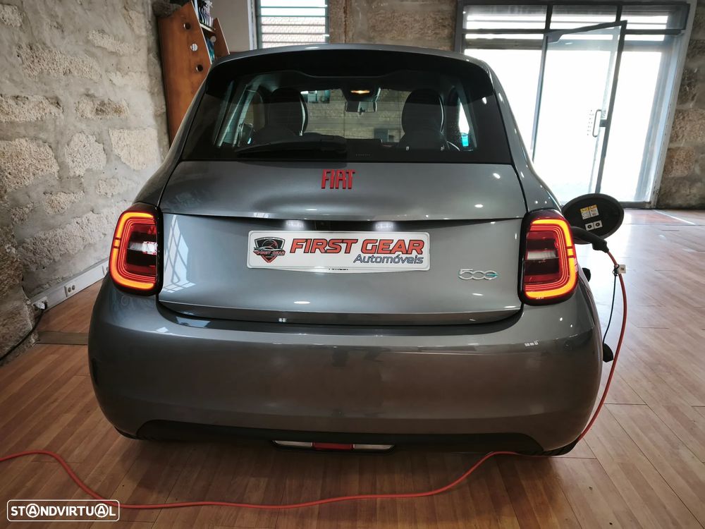 Fiat 500e 23,8kWh Red - 4