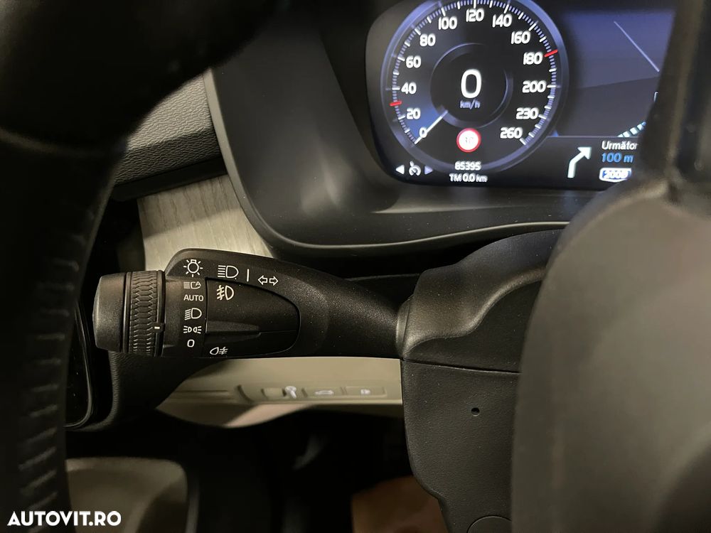 Volvo XC 40 Recharge T5 Twin Engine AT7 Inscription - 30