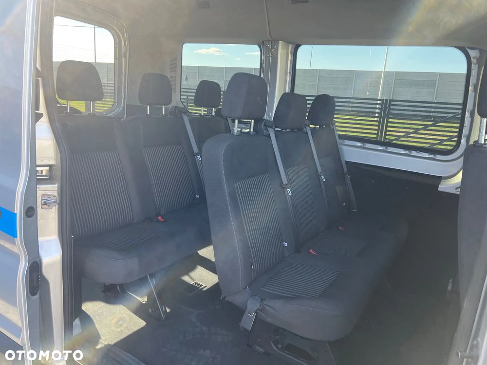 Ford Transit - 17