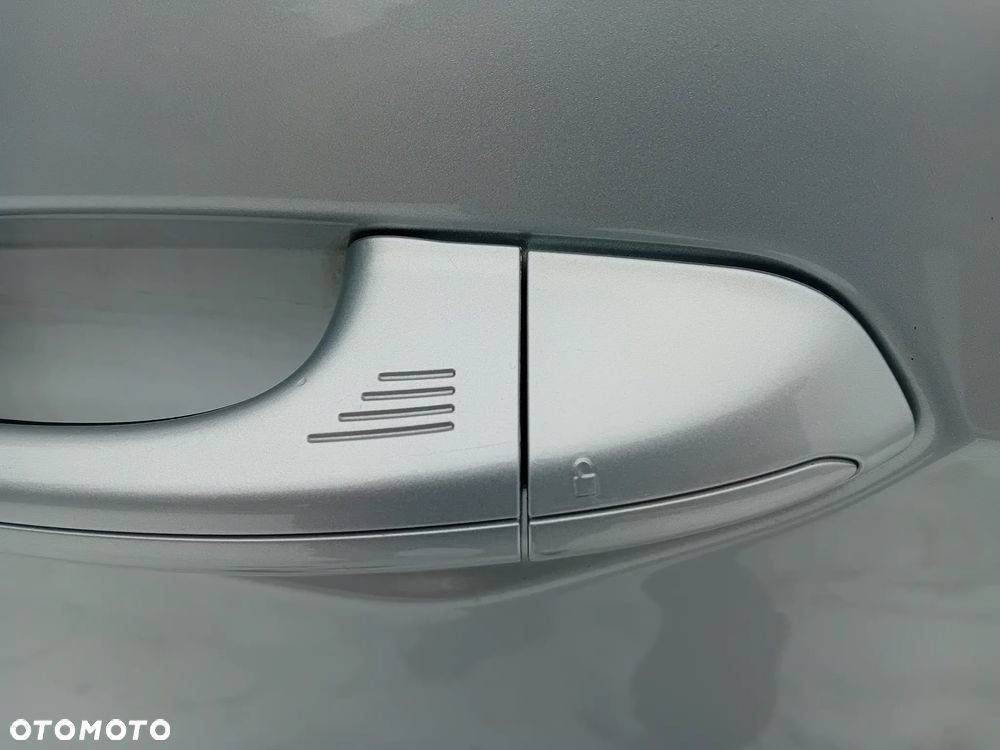 Ford Galaxy 1.5 EcoBoost Start-Stopp Business Edition - 32