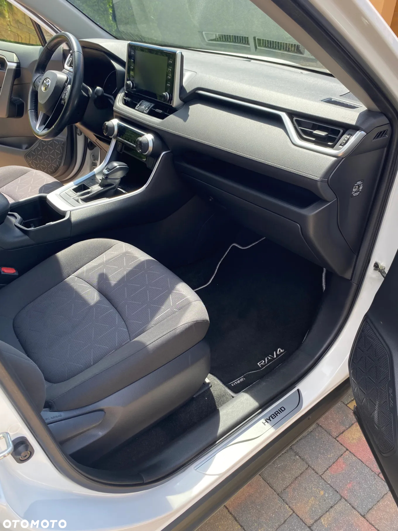 Toyota RAV4 - 7