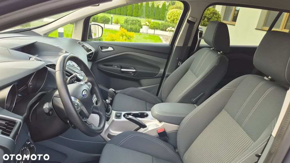 Ford Grand C-MAX 2.0 TDCi Titanium - 19