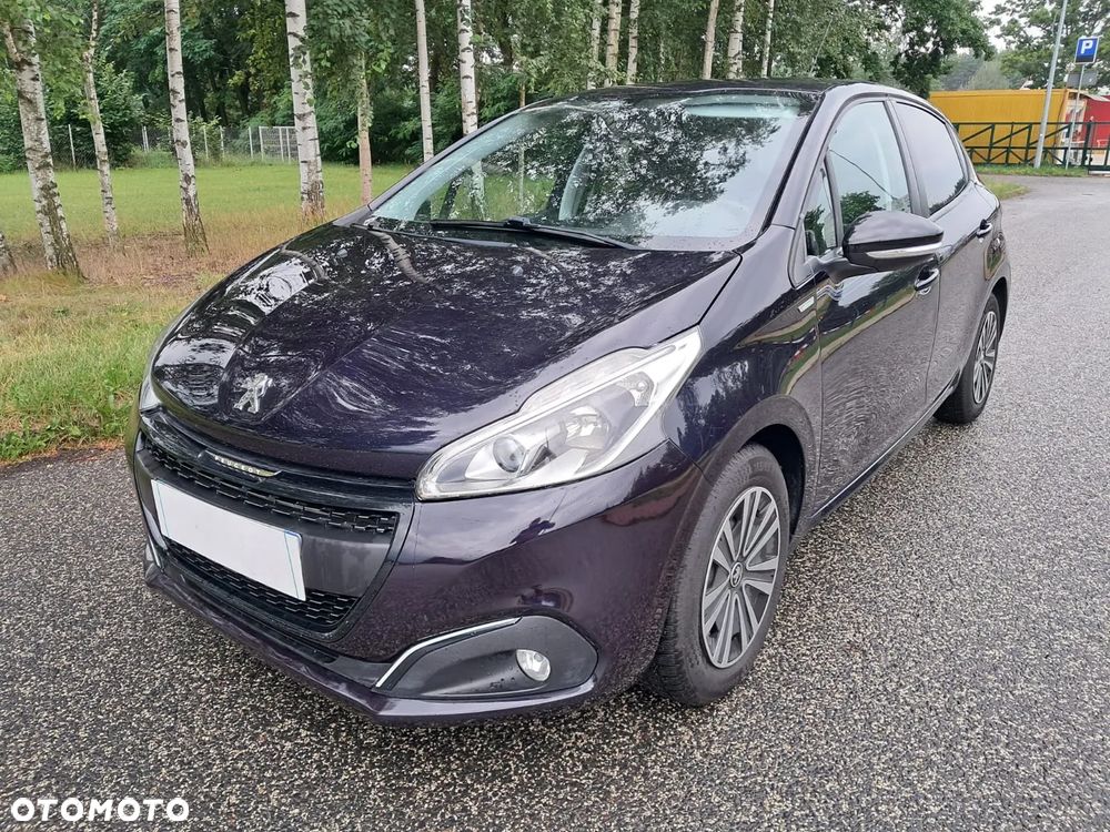Peugeot 208 - 3