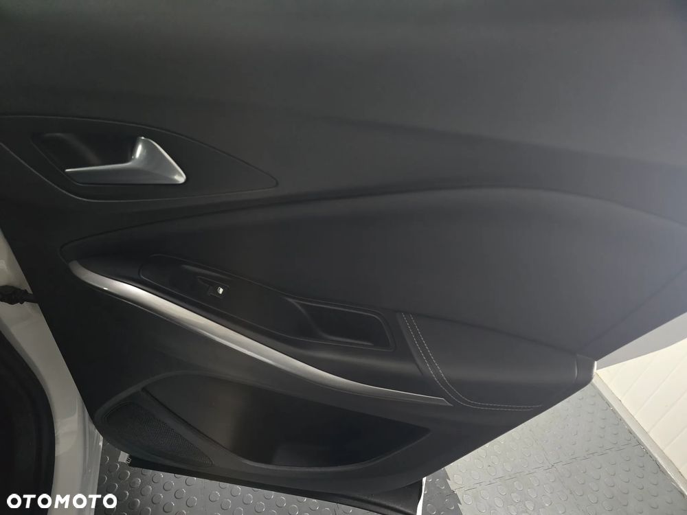 Opel Grandland 1.6 DI Automatik GS Line - 11