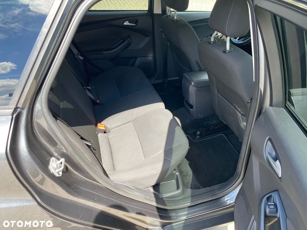 Ford Focus 1.5 TDCi Titanium ASS - 9