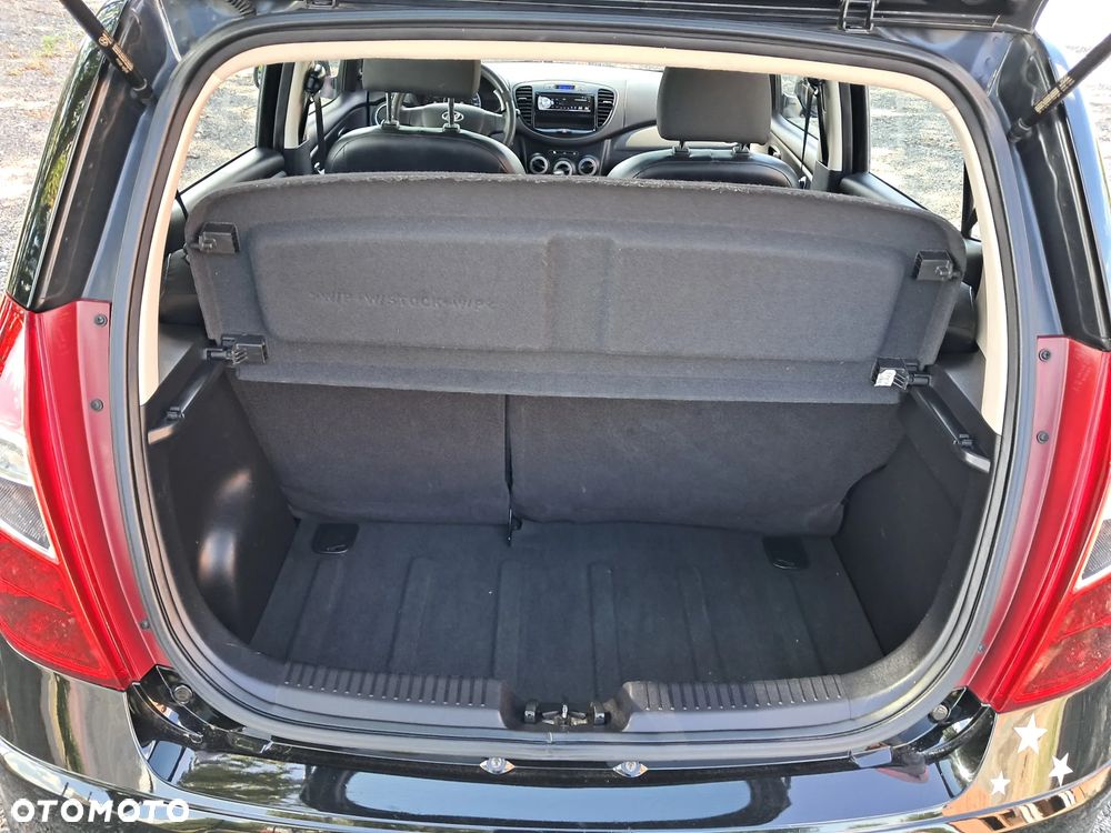 Hyundai i10 1.1 Comfort - 20