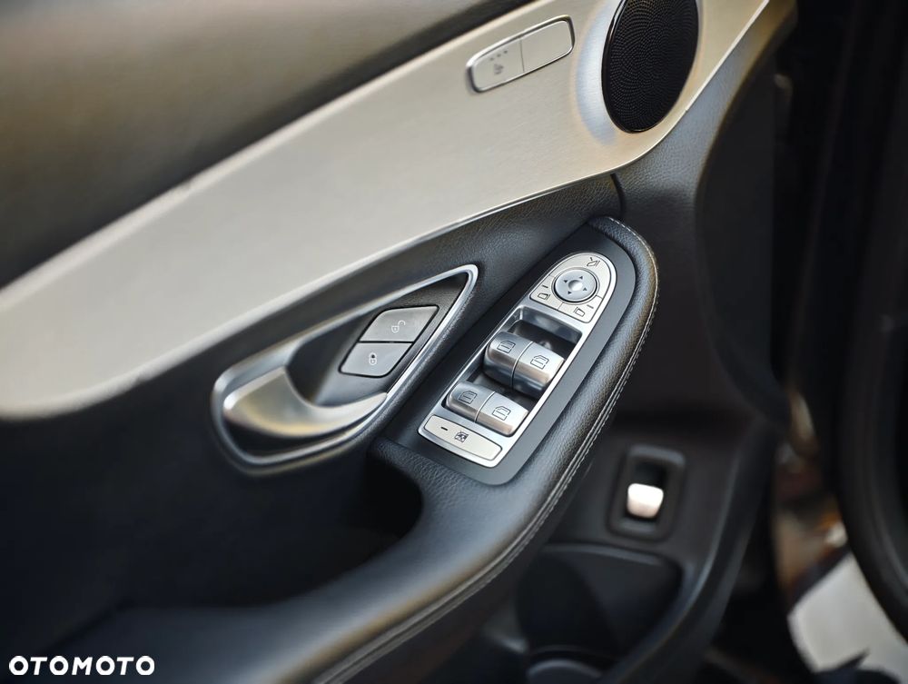 Mercedes-Benz Klasa C 180 7G-TRONIC - 10