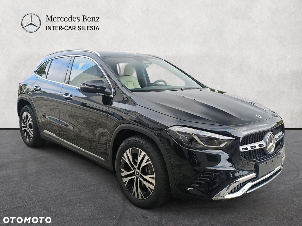 Mercedes-Benz GLA - 3