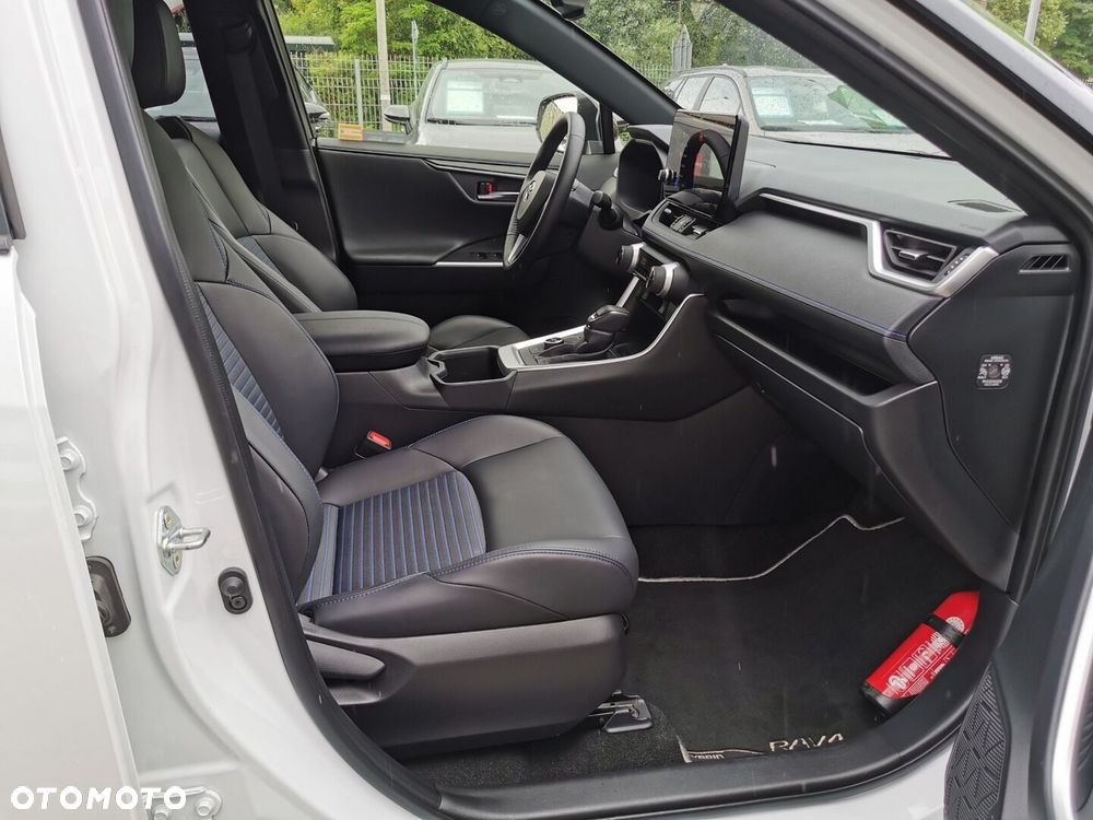 Toyota RAV4 2.5 Hybrid Selection 4x4 - 6