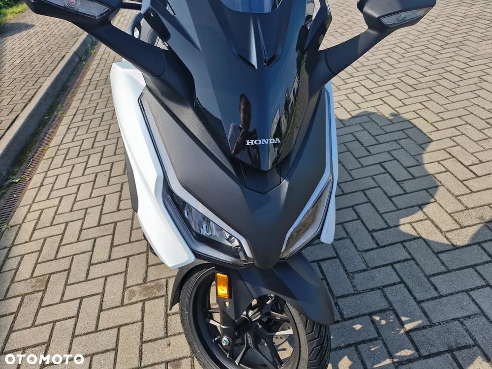 Honda NSS - 4