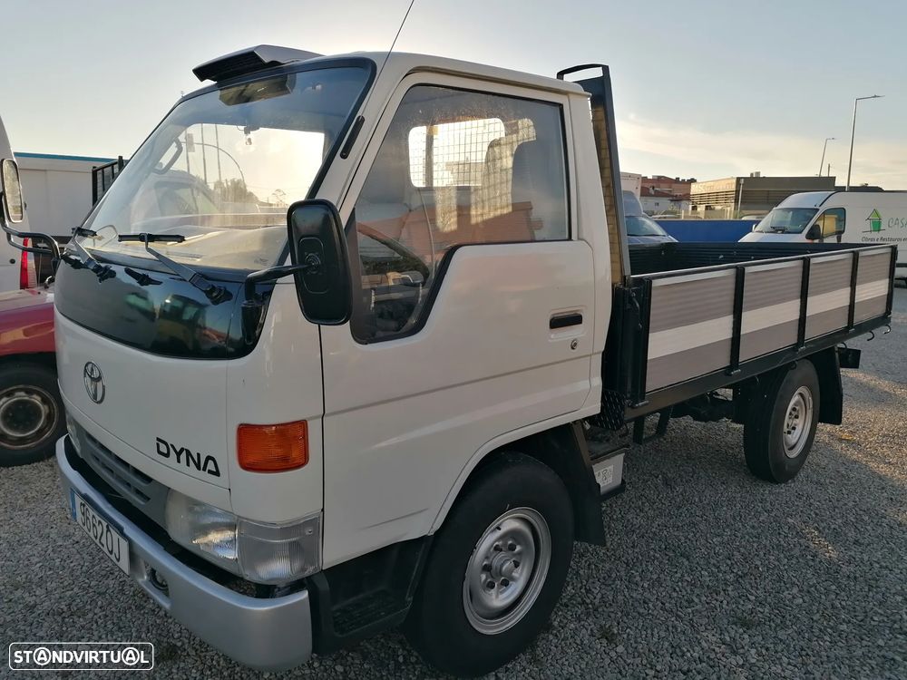 Toyota Dyna 150 - 1