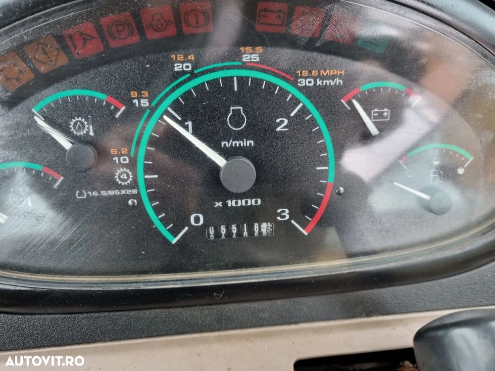 Case 590 Super M - 5