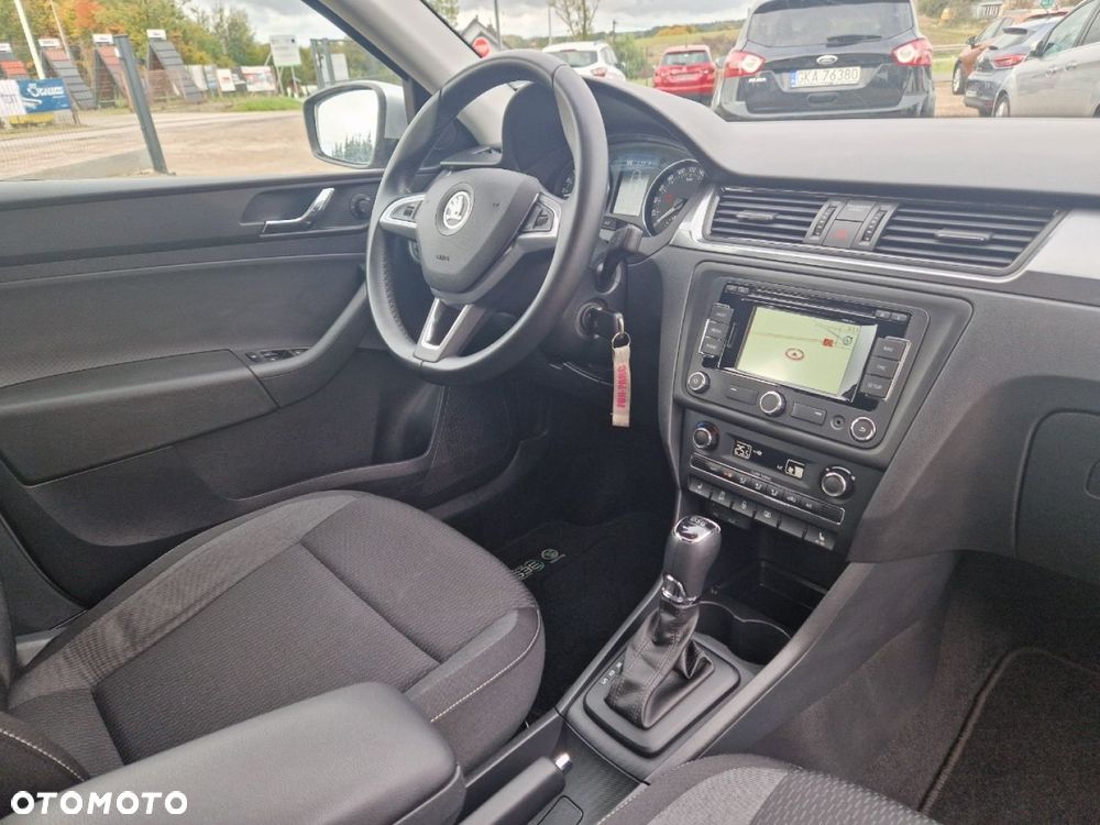 Skoda RAPID 1.6 TDI DSG Ambition - 20