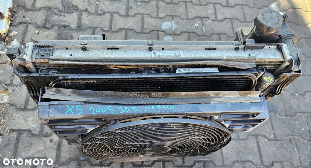 BMW X5 E53 3.0 D chłodnica wentylator - 4