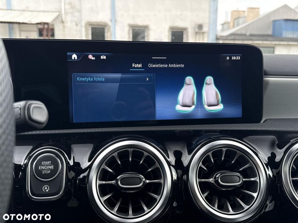 Mercedes-Benz Klasa A 200 d AMG Line 8G-DCT - 28