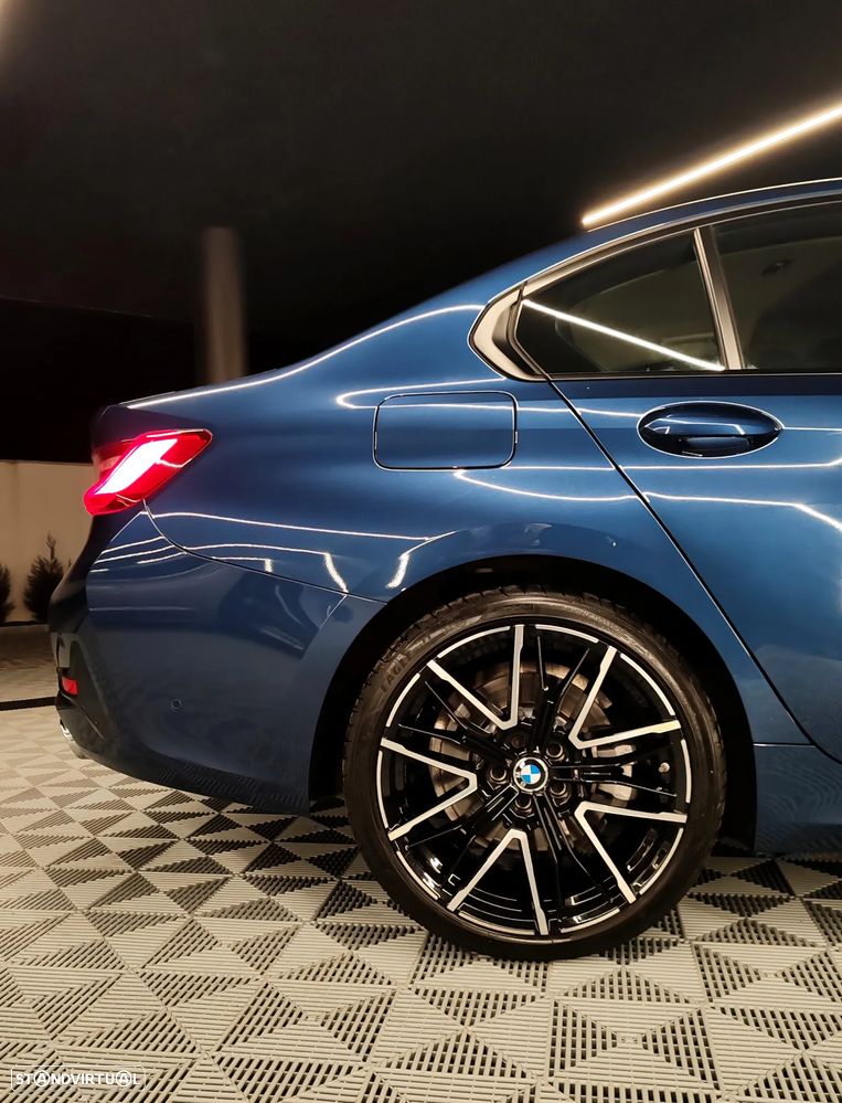 BMW 330 e Aut. Sport Line - 9
