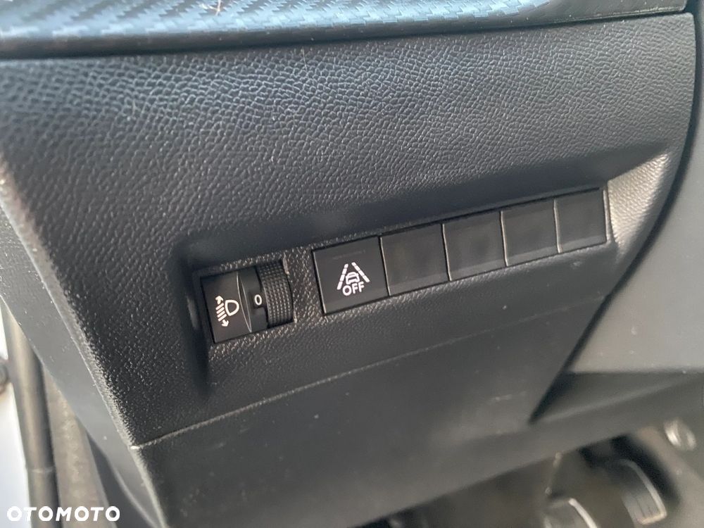 Peugeot 208 PureTech 75 Active - 17