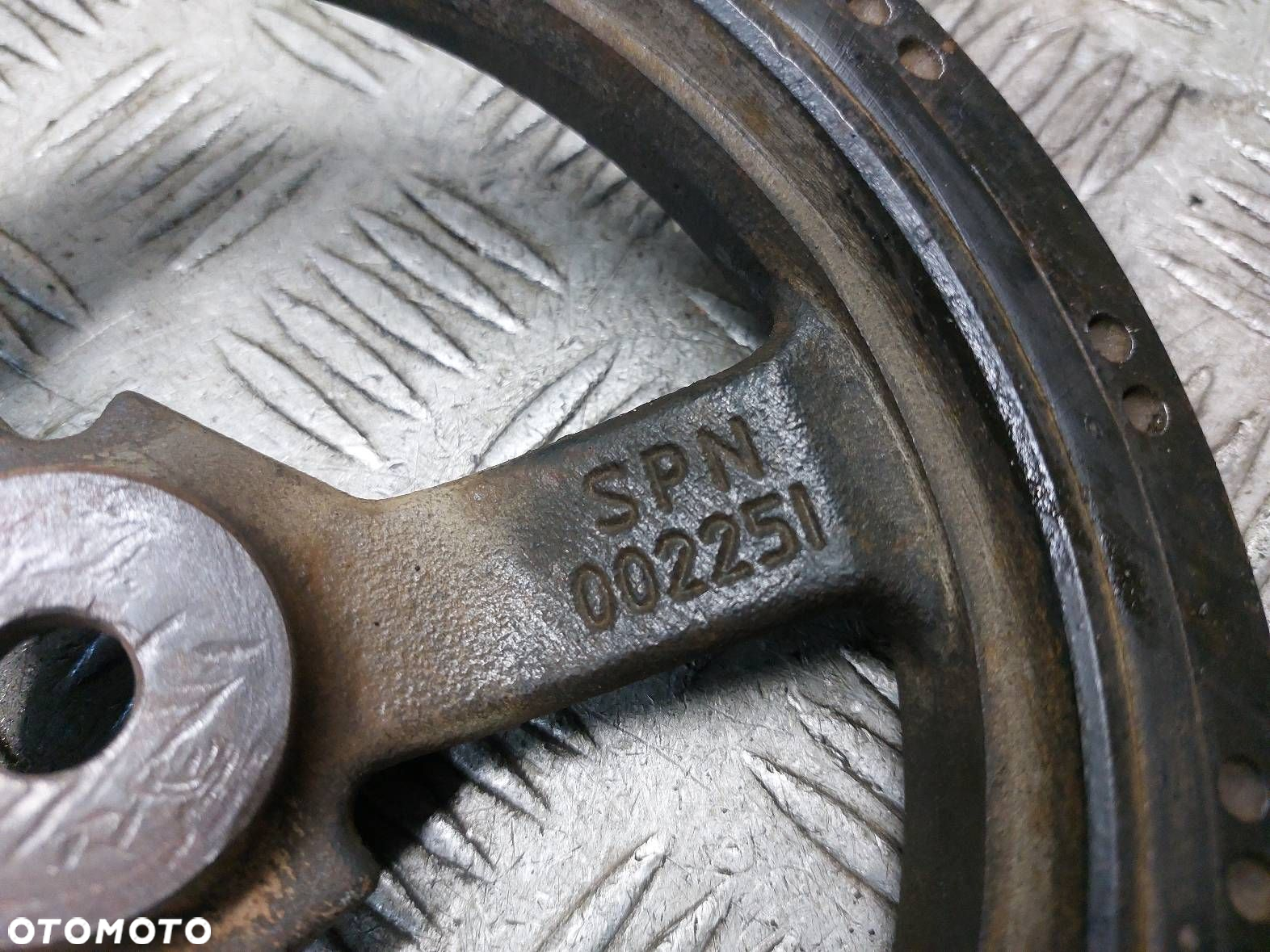 KOŁO PASOWE WAŁU CHRYSLER  PACIFICA I 3.5 V6 EGN SPN002251 - 2