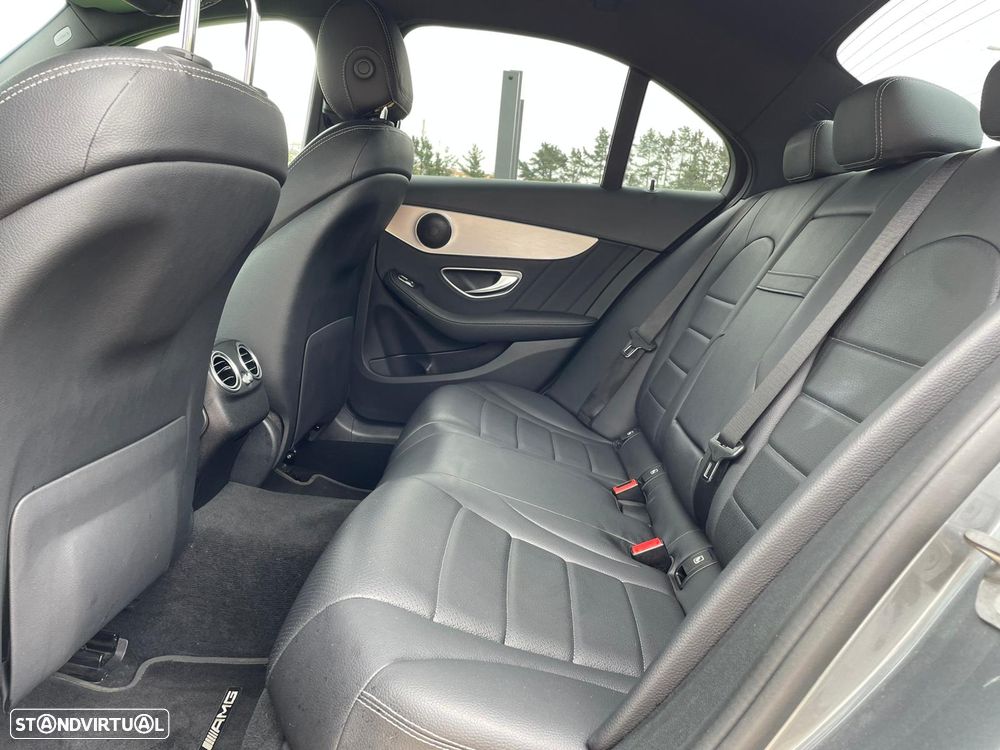 Mercedes-Benz C 300 e T 9G-TRONIC AMG Line - 9