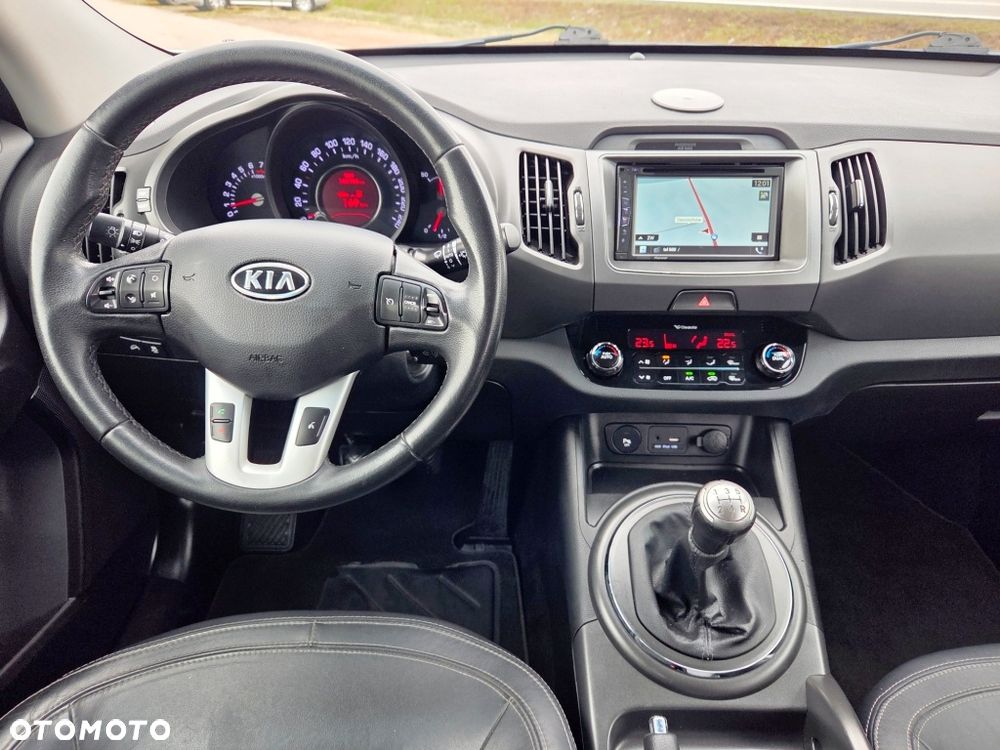 Kia Sportage 2.0 L 2WD - 33