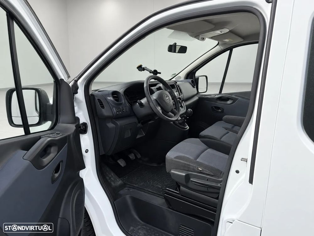 Opel Vivaro - 5