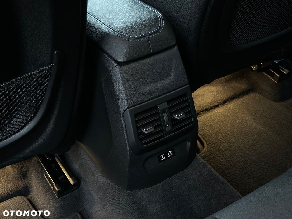 BMW Seria 1 120i M Sport sport - 37