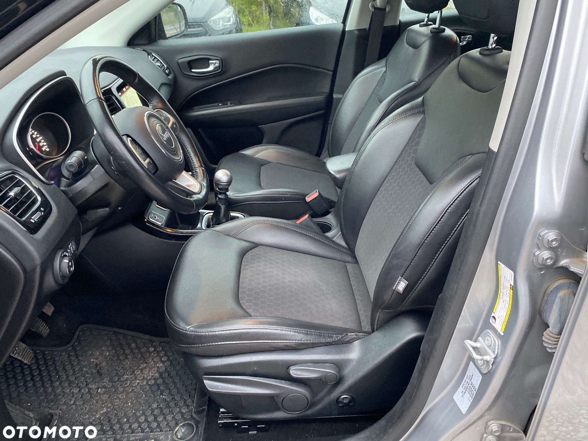 Jeep Compass 1.4 TMair Longitude FWD S&S - 21