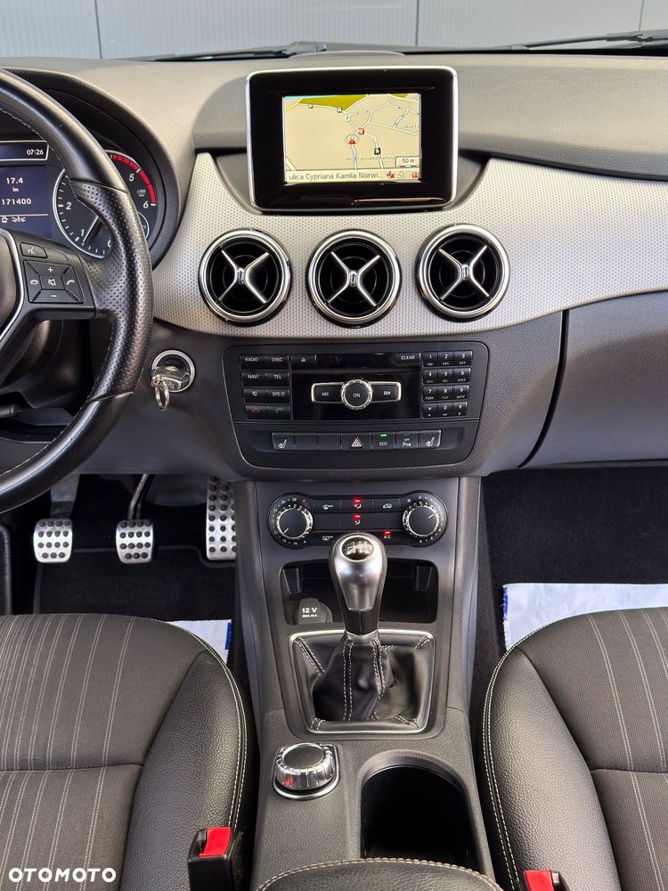 Mercedes-Benz Klasa B 200 CDI (BlueEFFICIENCY) - 30