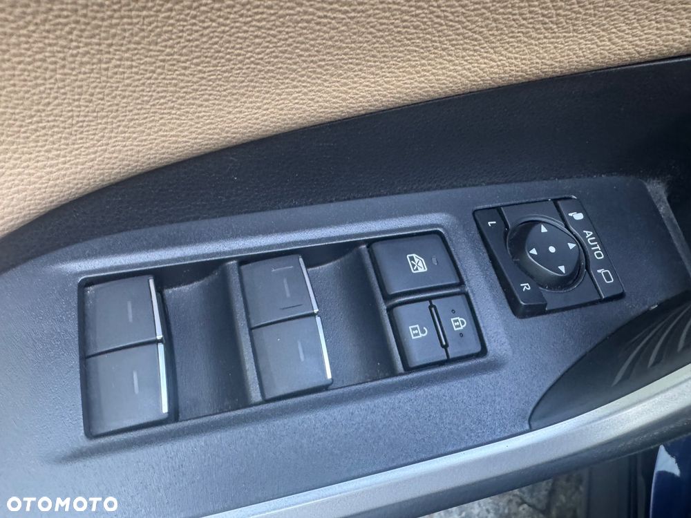 Toyota RAV4 2.5 Hybrid Executive 4x4 - 14