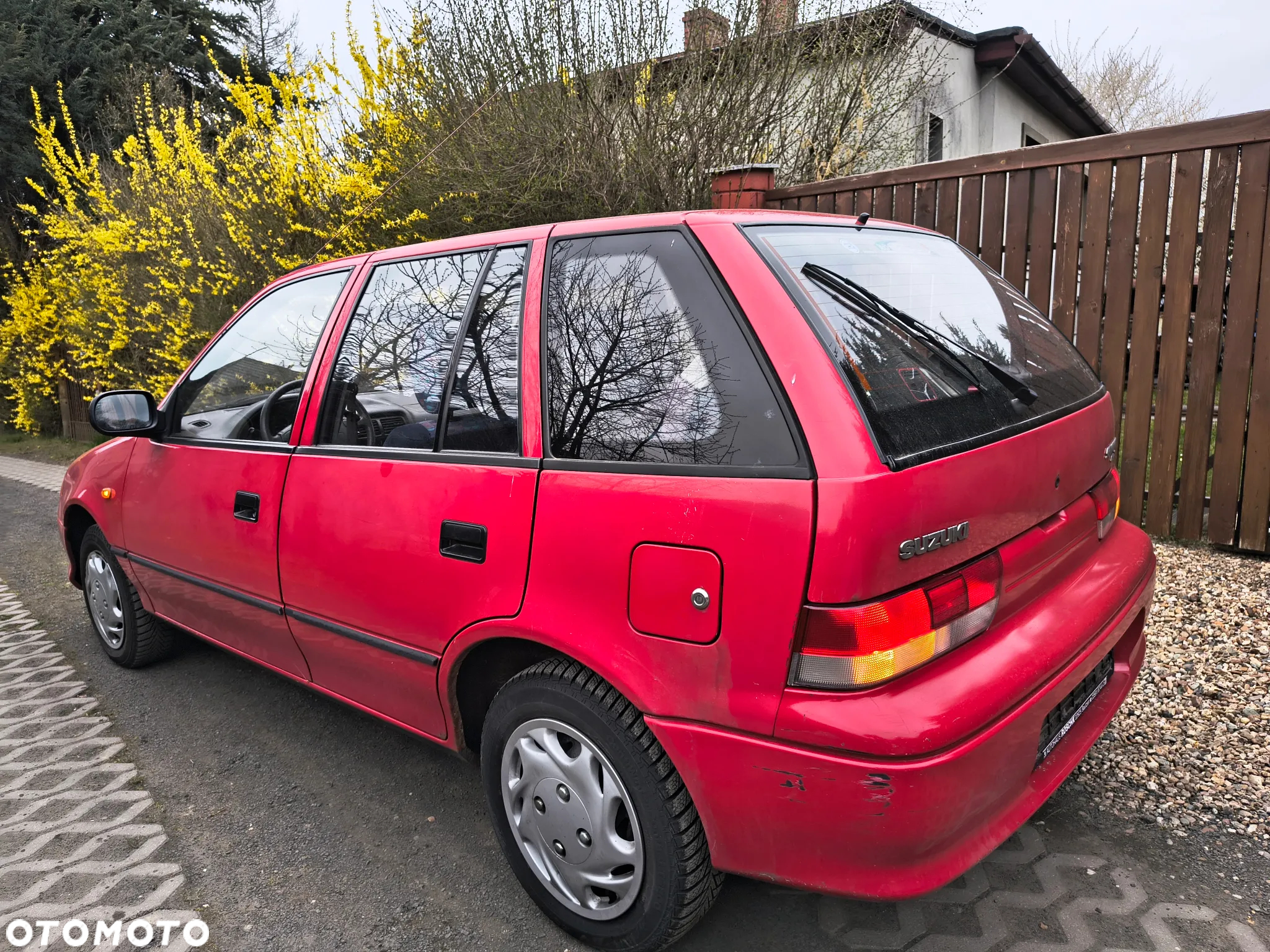 Suzuki Swift 1.3 GLX - 6