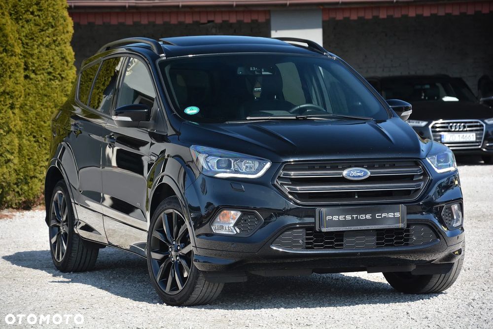Ford Kuga - 1