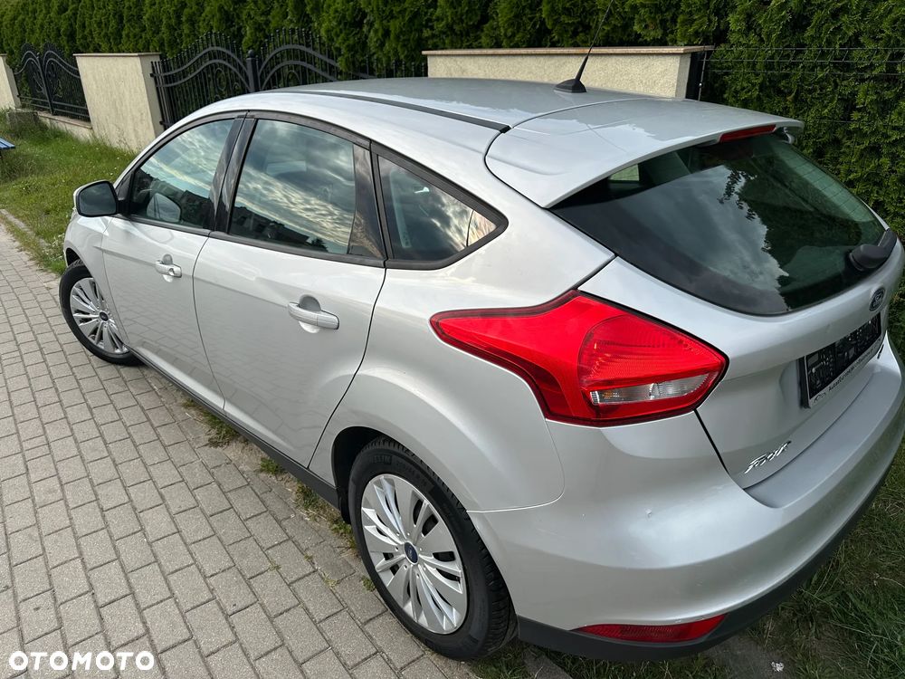 Ford Focus - 9
