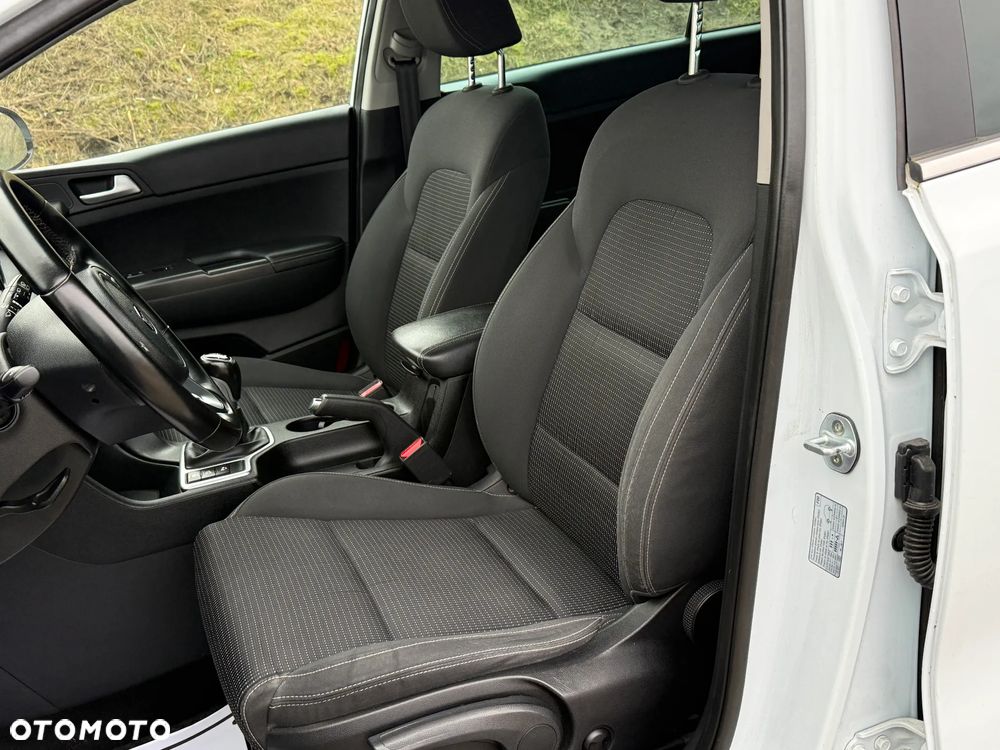 Kia Sportage 1.7 CRDI 2WD ISG Dream-Team Edition - 9