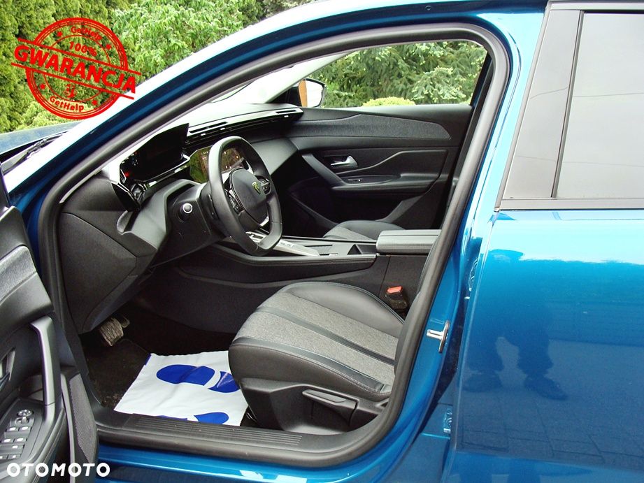 Peugeot 408 - 18