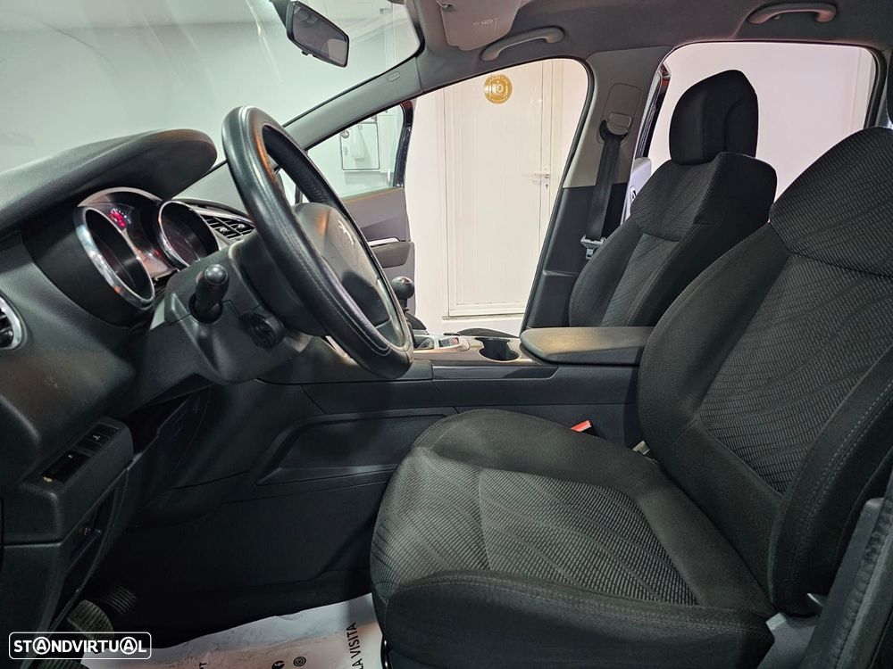Peugeot 3008 1.6 HDi Premium - 11