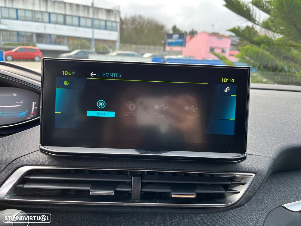 Peugeot 3008 1.6 Hybrid Allure Pack e-EAT8 - 38