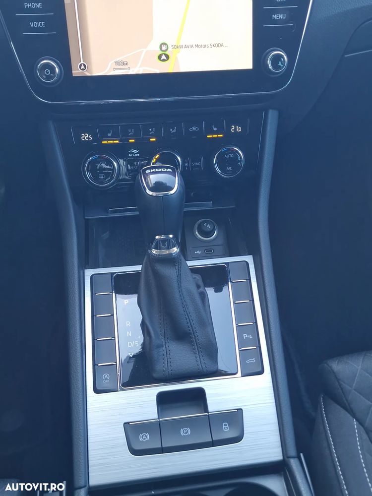 Skoda Superb 2.0 TDI DSG Ambition - 34