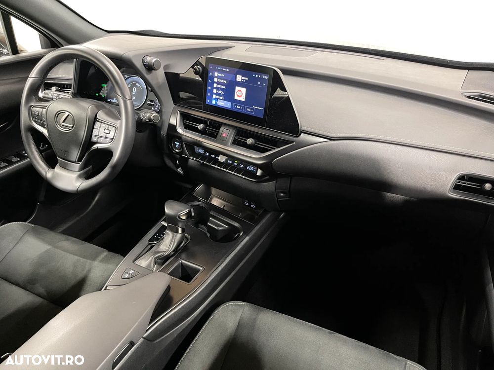 Lexus UX 250h Business Edition - 9