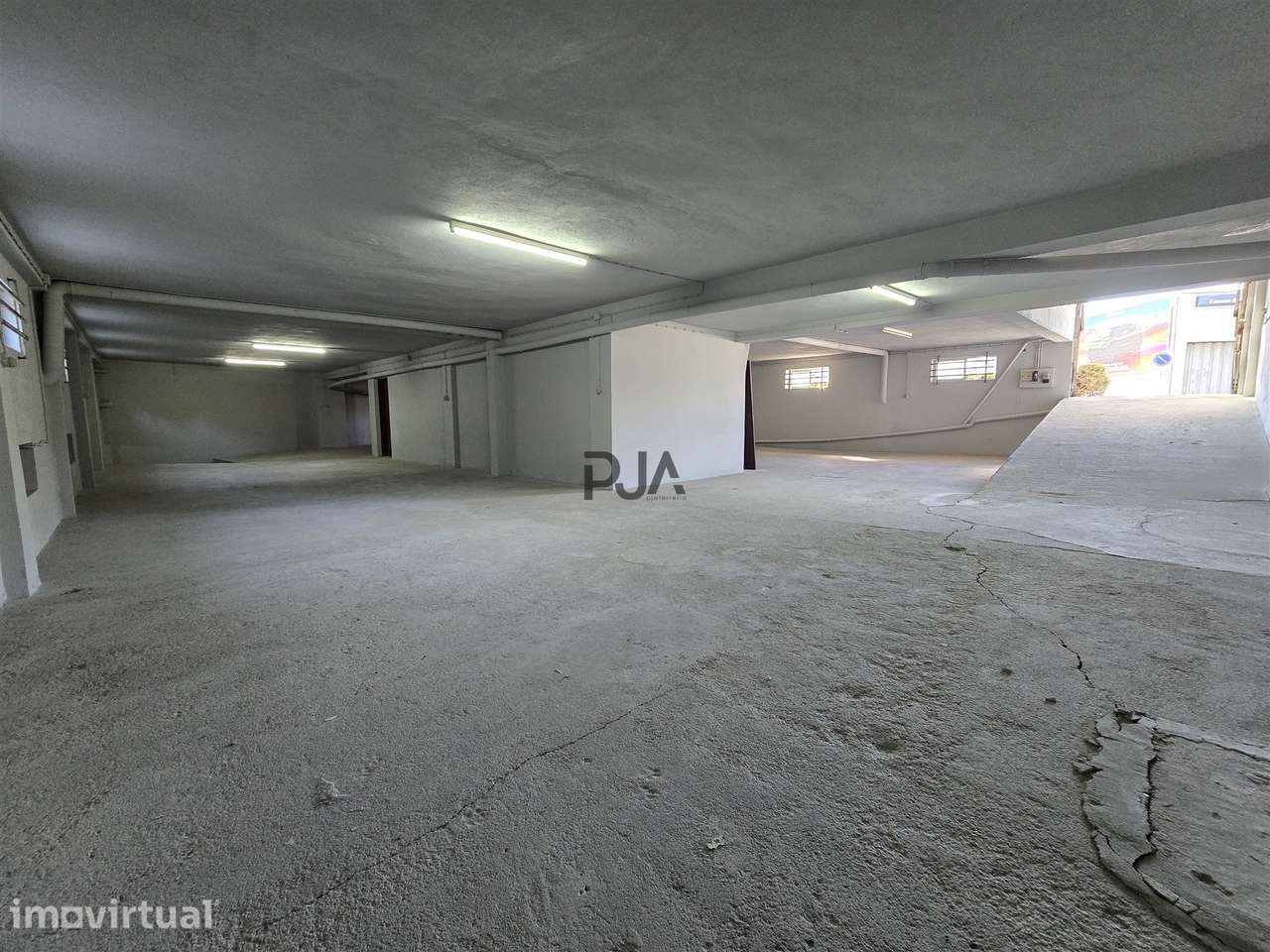 Armazém/Arrumos à Venda no Bairro de Santa Eugénia, Viseu - Grande imagem: 3/10