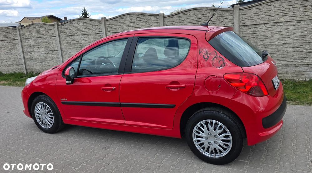 Peugeot 207 75 Urban Move - 11