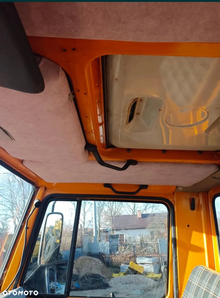 Mercedes-Benz UNIMOG - 5