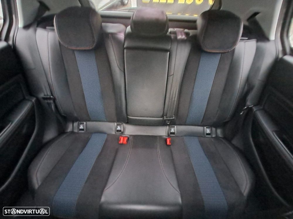 Peugeot 308 1.2 PureTech Allure J17 - 8