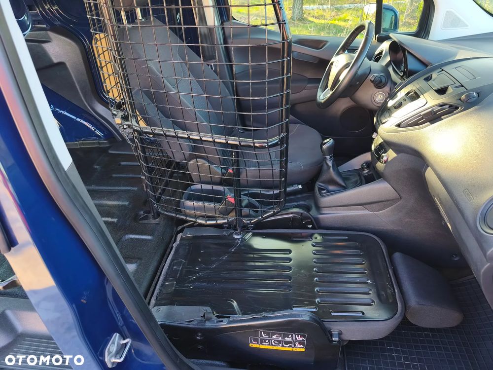 Ford TRANSIT COURIER - 19