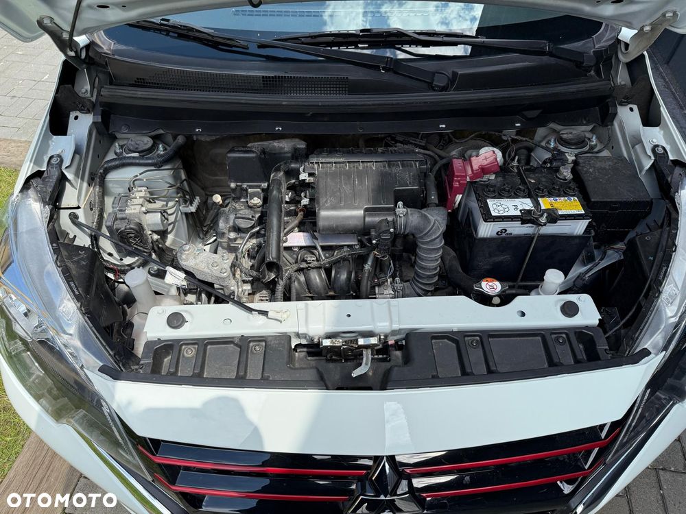Mitsubishi Space Star 1.2 AS&G Invite CVT - 23