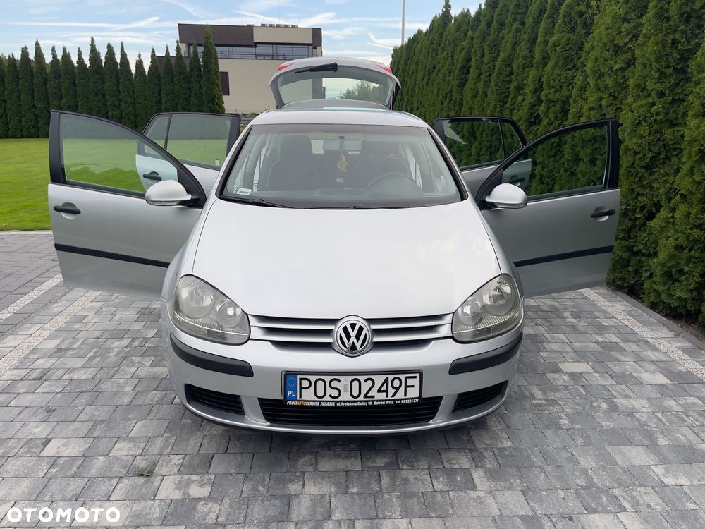 Volkswagen Golf - 2
