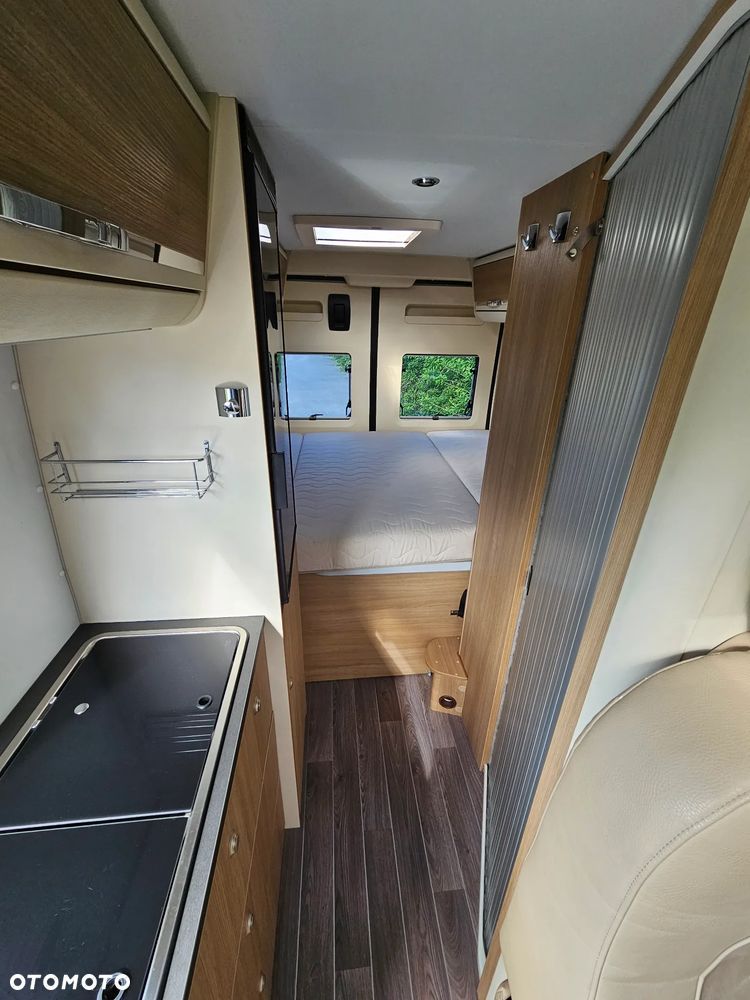 Adria TWIN 600 LUX Zimowy Hak MAX doposażony - 19