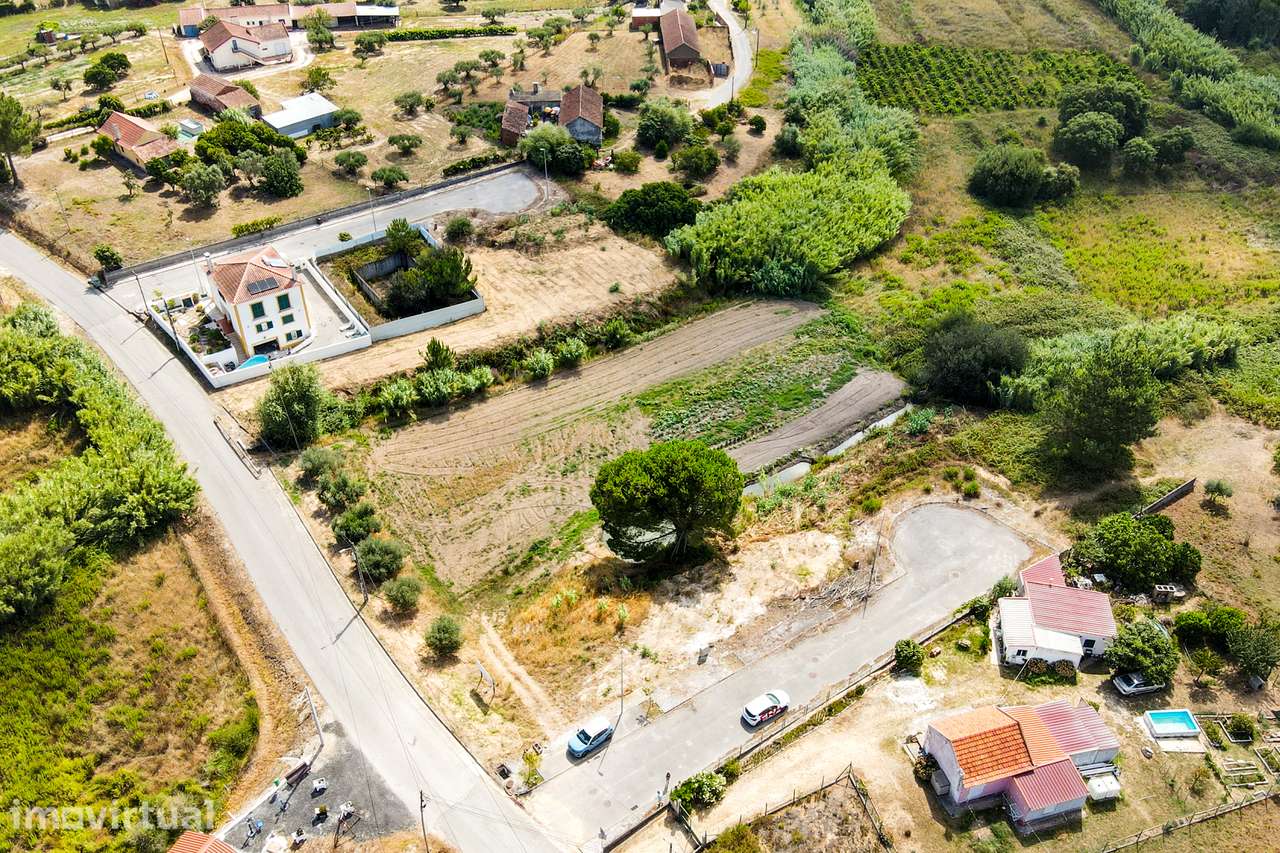Terreno Urbano, Alcoentre - Grande imagem: 2/6