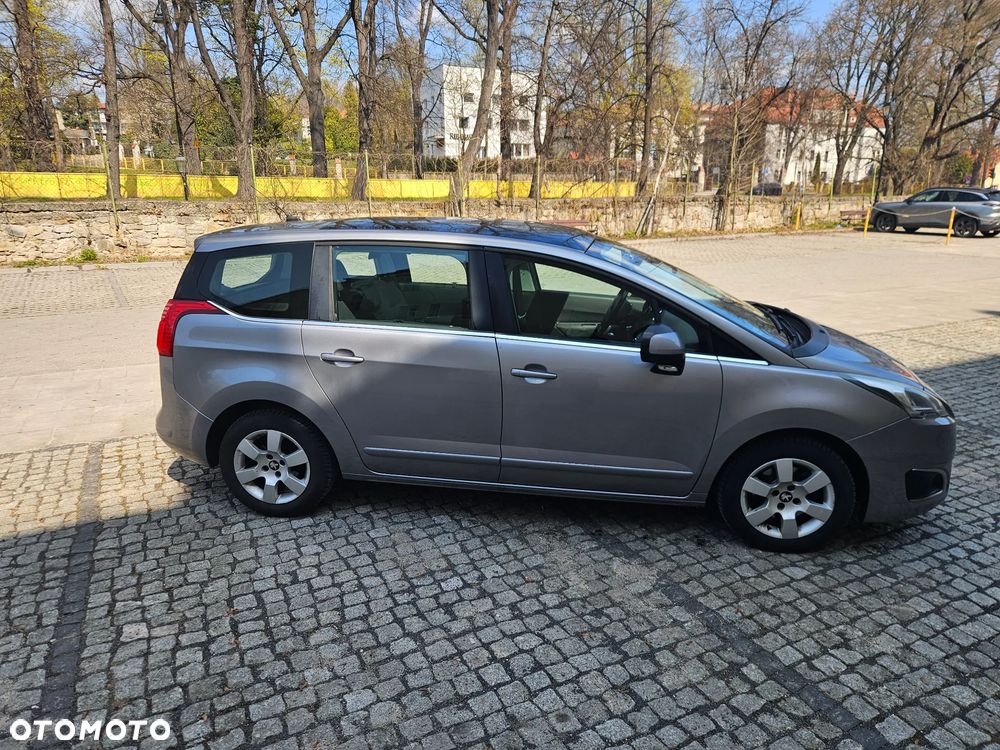 Peugeot 5008 2.0 BlueHDi Active - 16