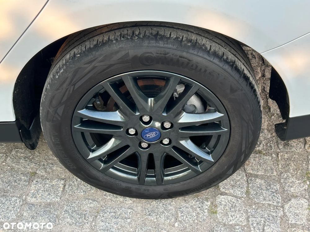 Ford Focus - 8