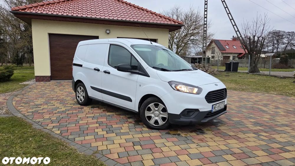 Ford Transit Courier - 2